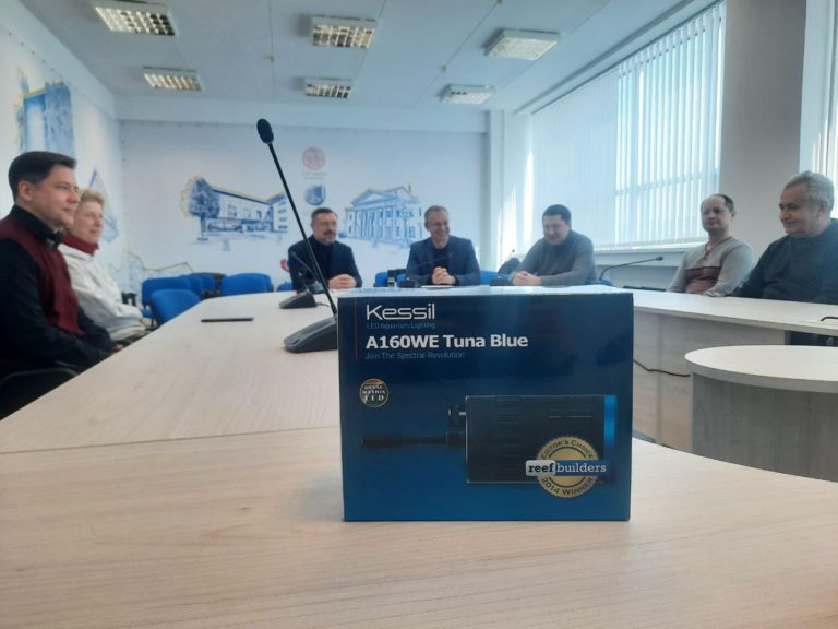 Чехи передали новітнє обладнання лабораторії кафедри хімії ДНУ
