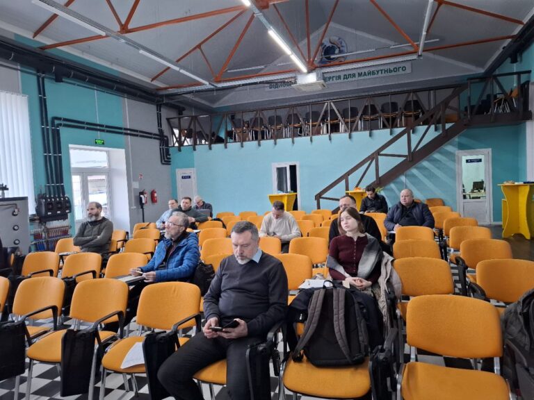 У Дніпрі розпочалося п’ятиденне навчання з відновлюваної енергетики в рамках проєкту CERU